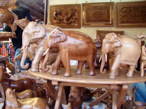  Indian-wooden-Handicraft